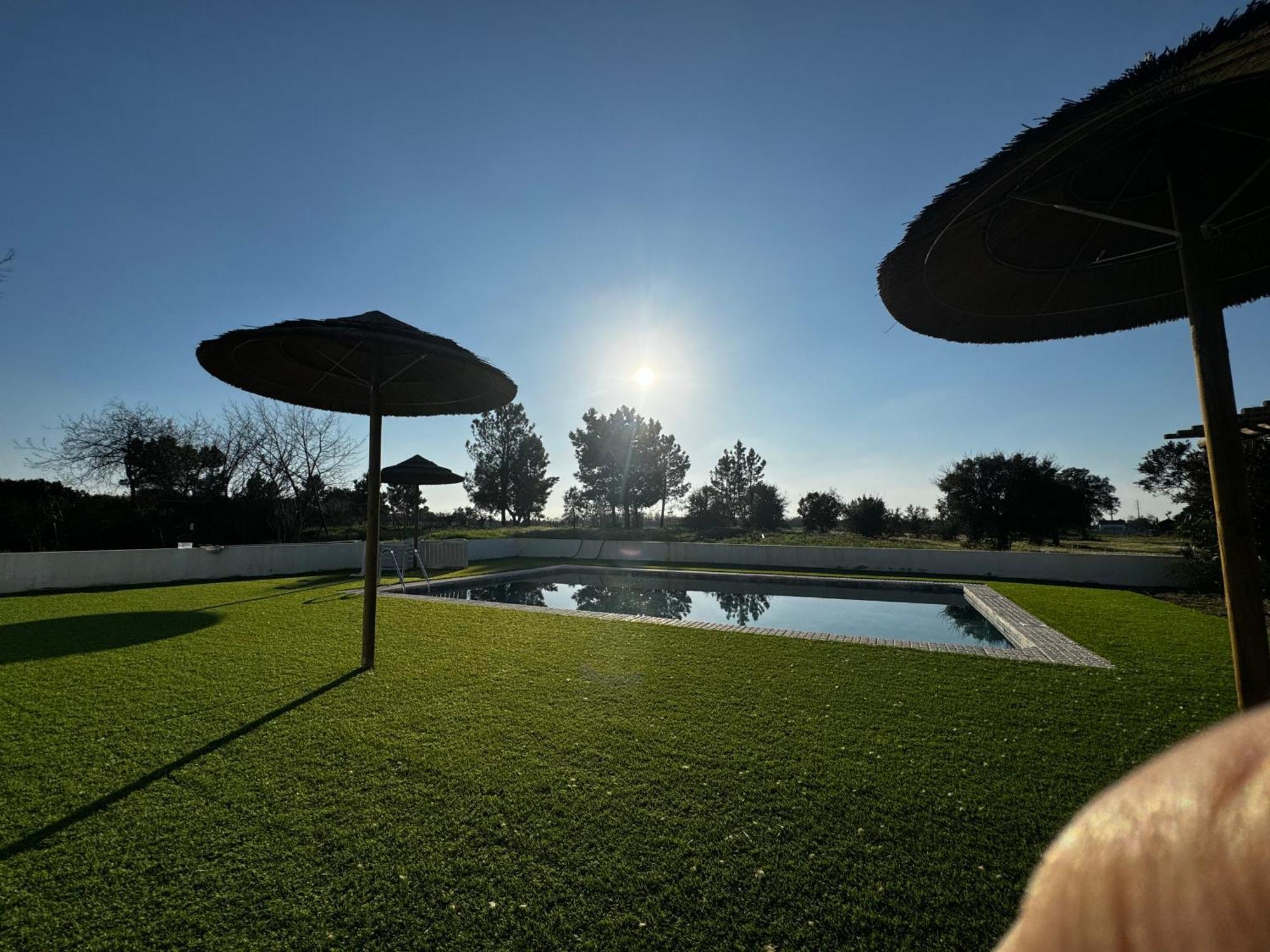 Na Quinta- Alojamento Rural Com Piscina De Agua Salgada Poceirao Bagian luar foto